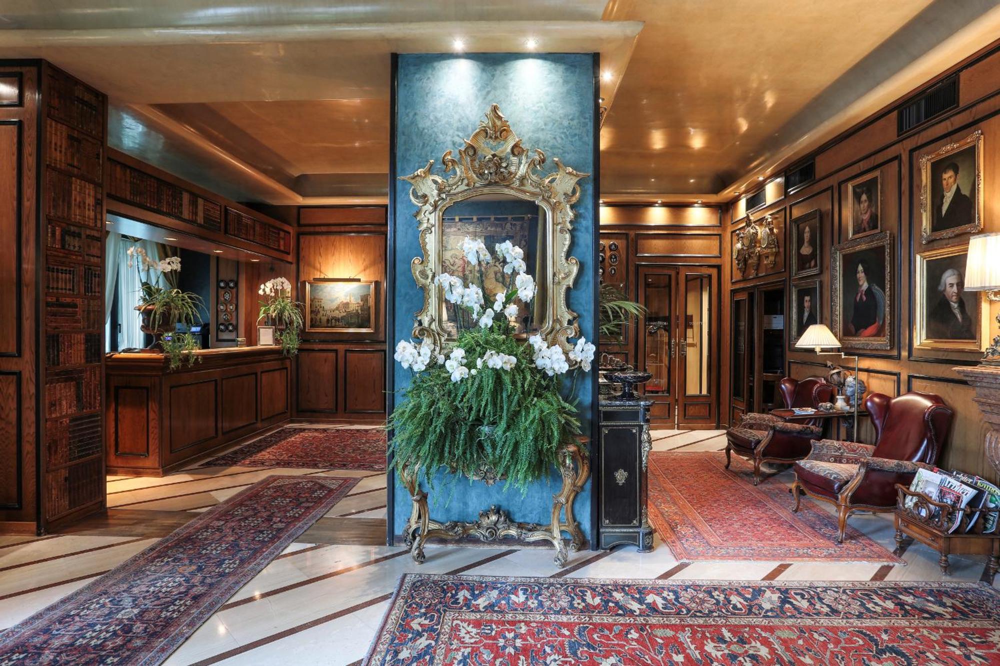 De La - Small Luxury Of The World 4*
