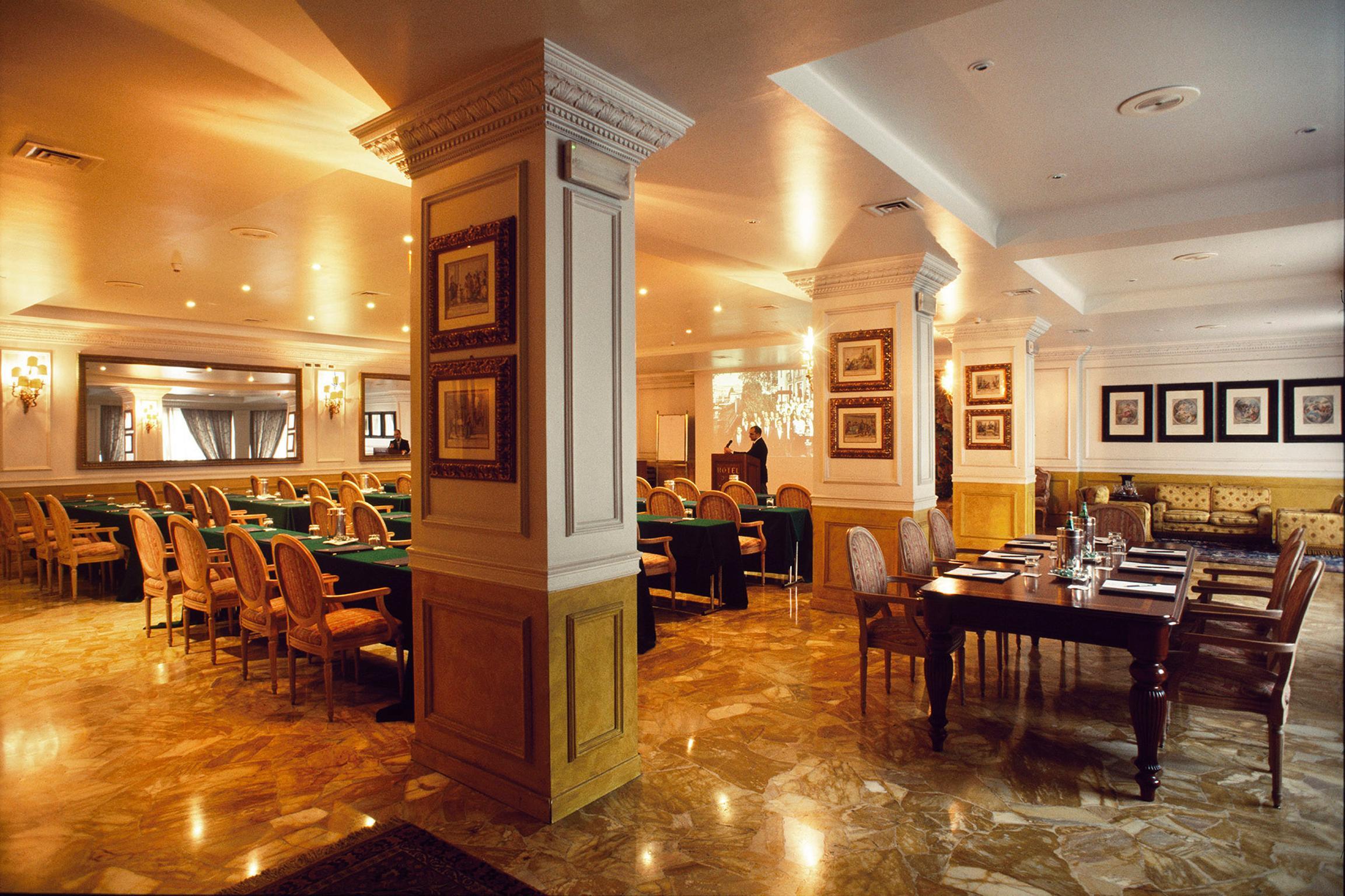 De La - Small Luxury Of The World 4*