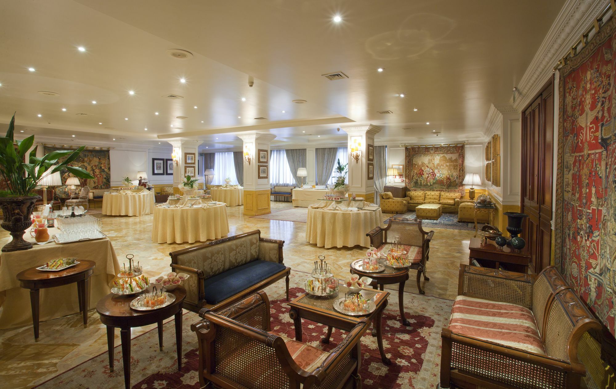 De La - Small Luxury Of The World 4* Monza